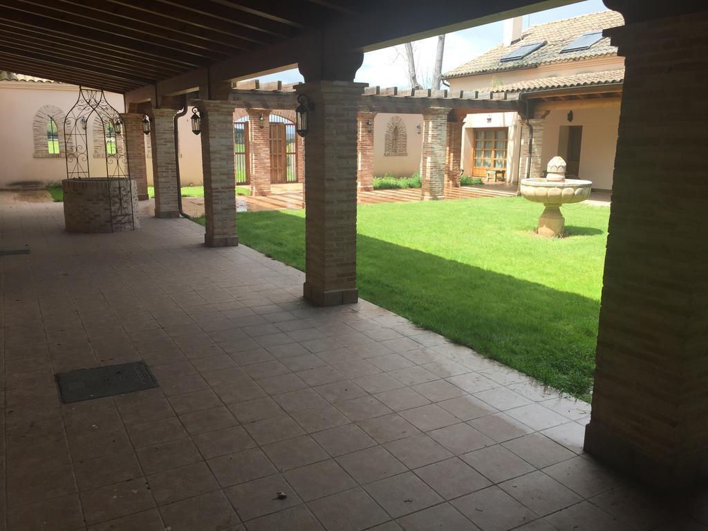 La Casona del Tormes Almenara de Tormes Exterior foto