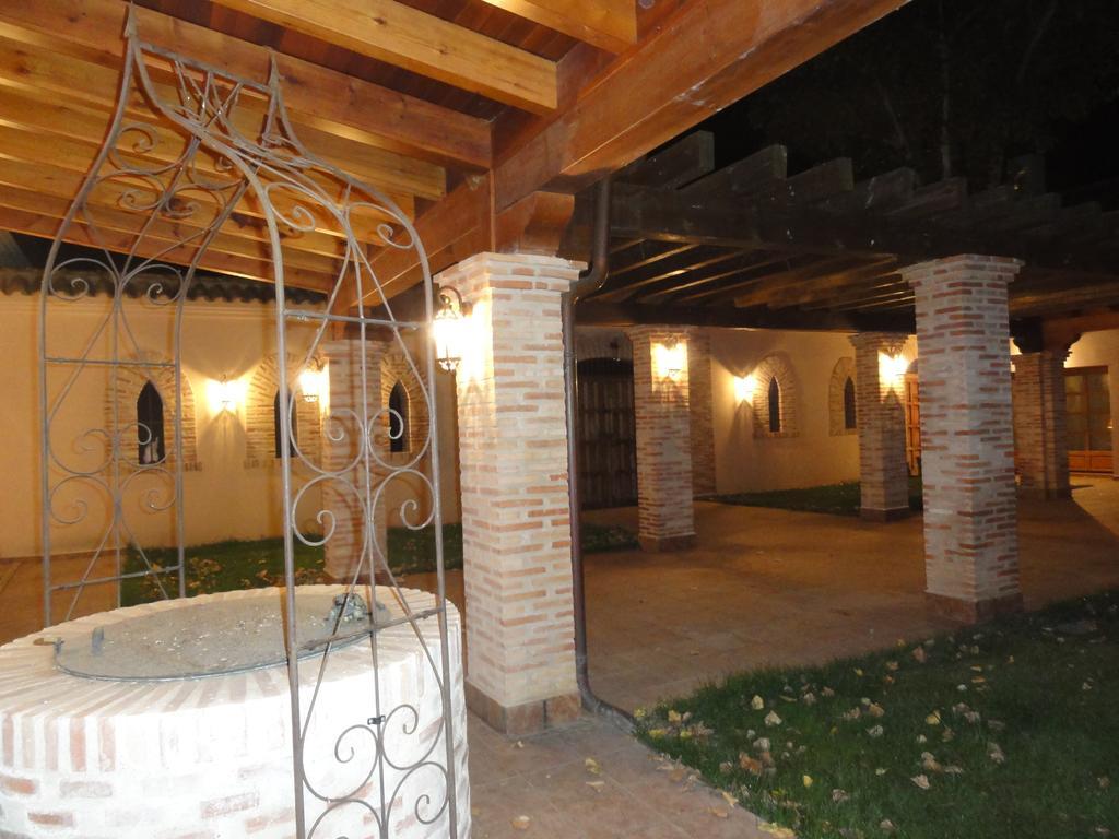 La Casona del Tormes Almenara de Tormes Exterior foto
