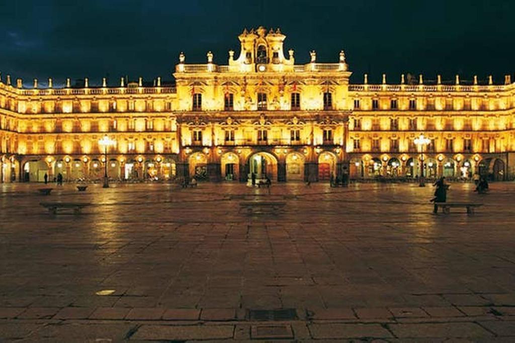La Casona del Tormes Almenara de Tormes Exterior foto